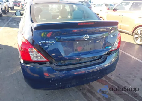2013 Nissan Versa 1.6 Sv z USA, uszkodzony, nr VIN 3N1CN7AP4DL872664